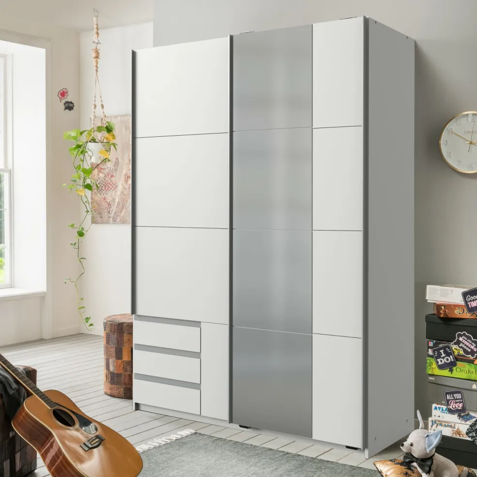 Armoire à portes coulissantes EMDEN