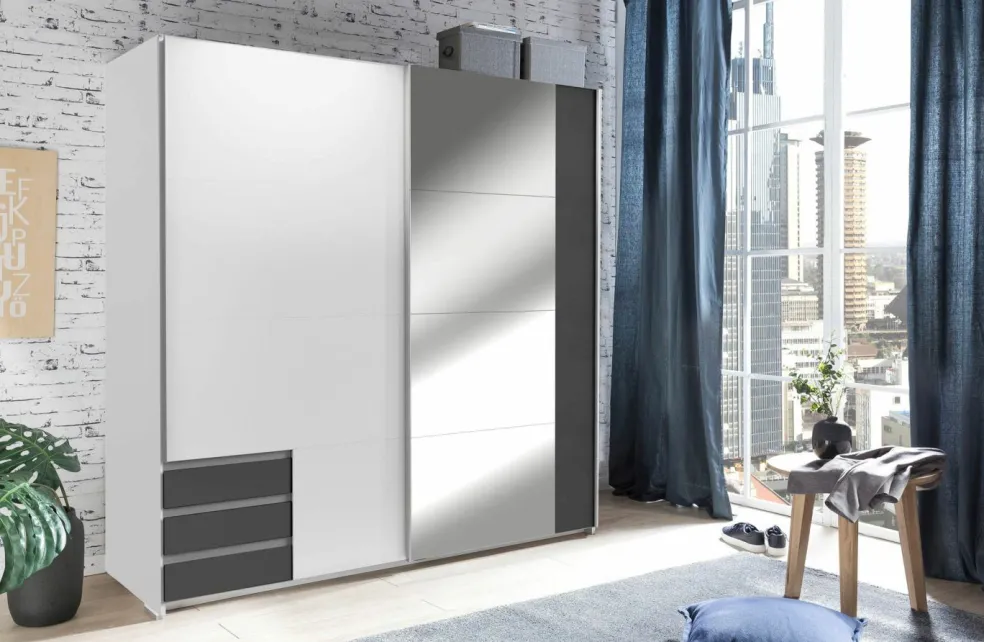 Armoire à portes coulissantes EMDEN