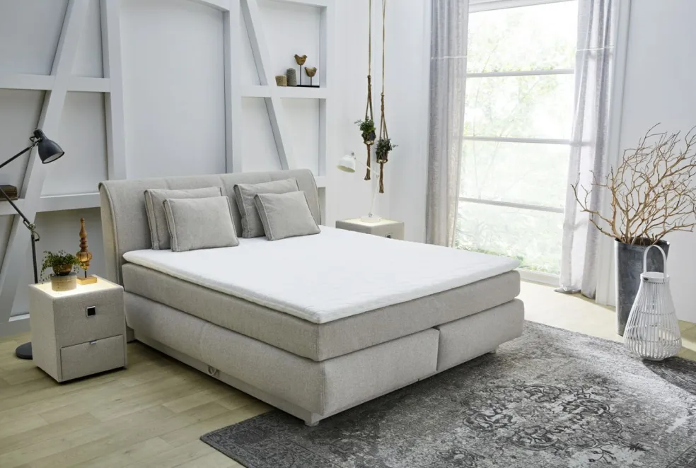 Lit boxspring CARLA MAX H4