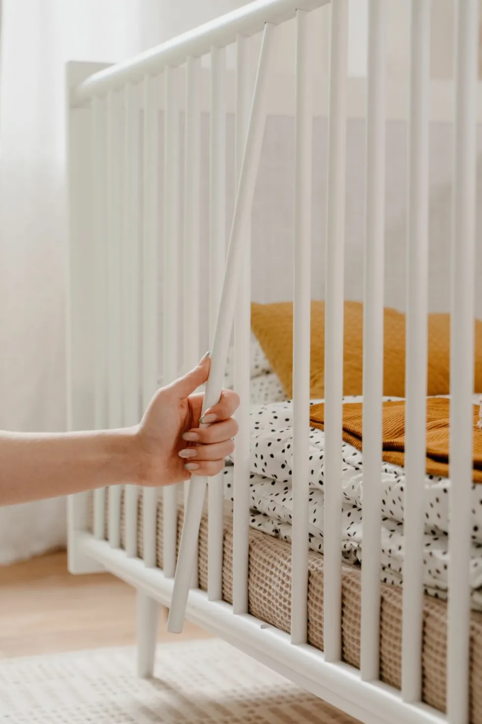 Lit de bébé DILI 66B