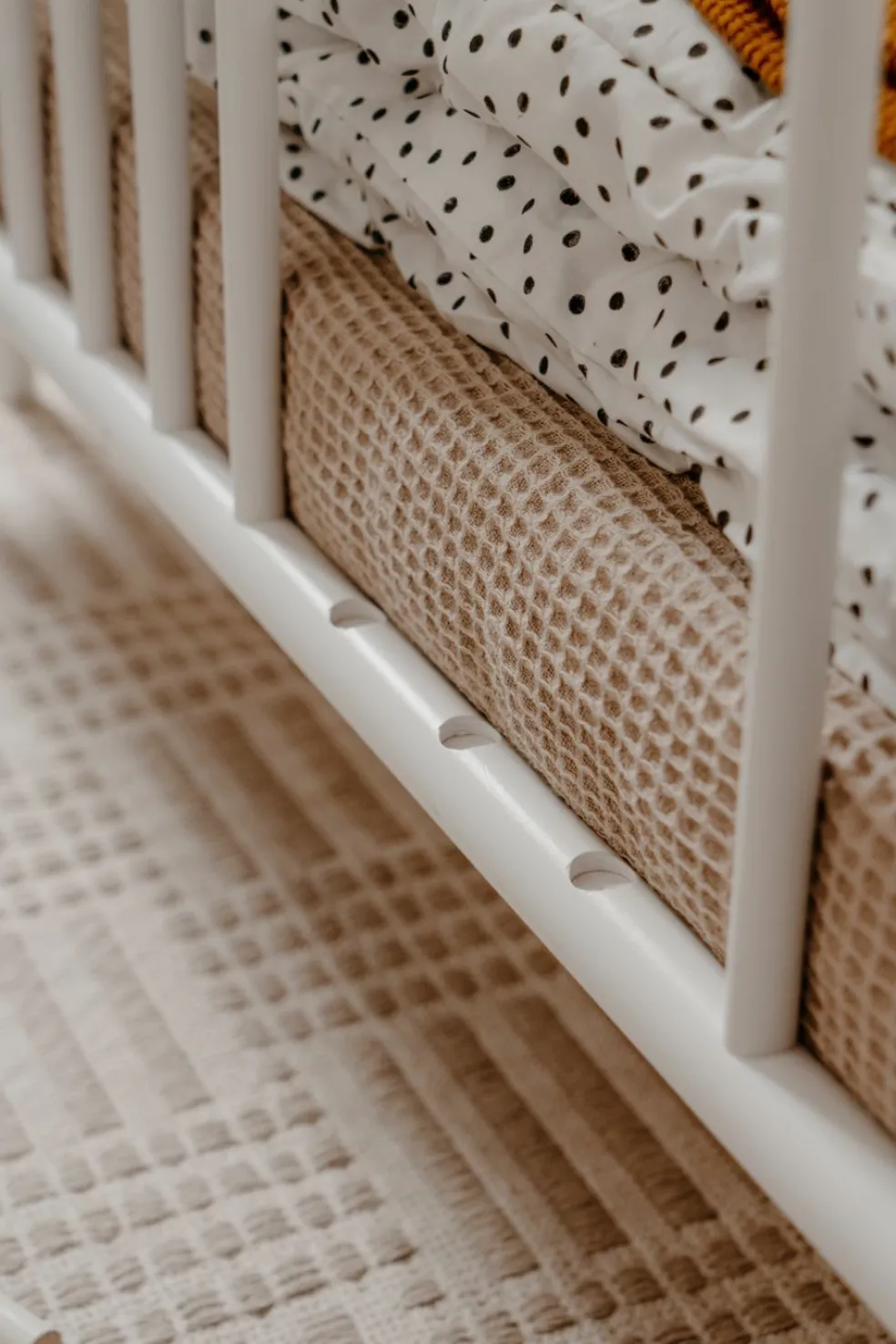 Lit de bébé DILI 66B