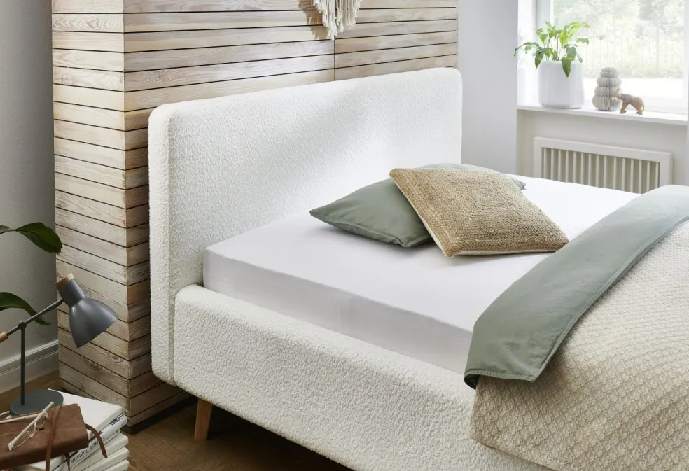 Lit rembourré MATTIS