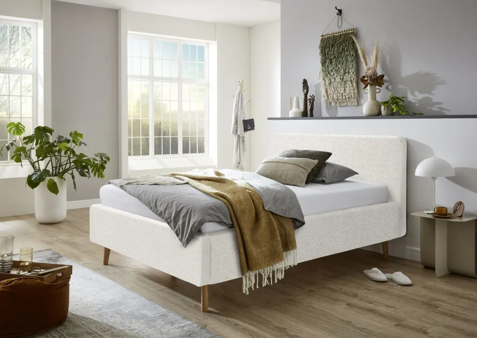 Lit rembourré MATTIS