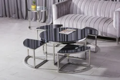 Lot de 5 tables basses C90