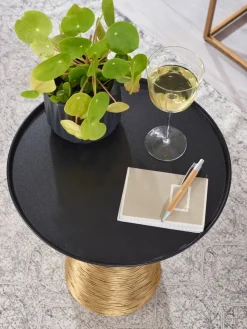 Table d’appoint UBON RATCHATHANI