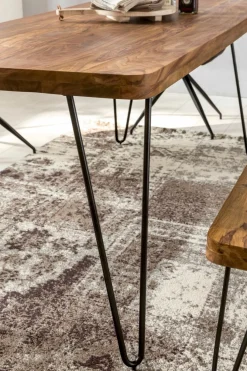 Table de salle à manger PHU KRADUNG